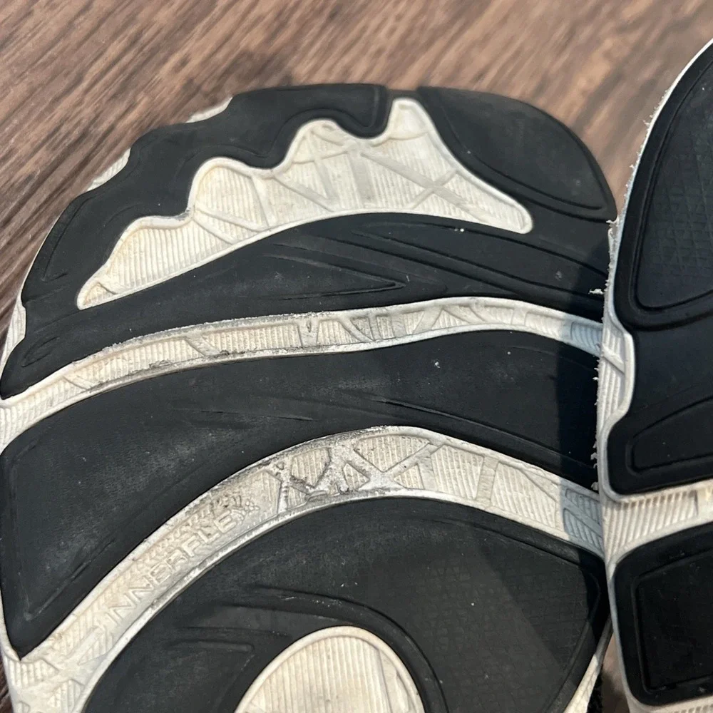 Altra Escalante 2 Shoes Mens 11.5 Gray Black Footshape Zero Drop Road Jogging